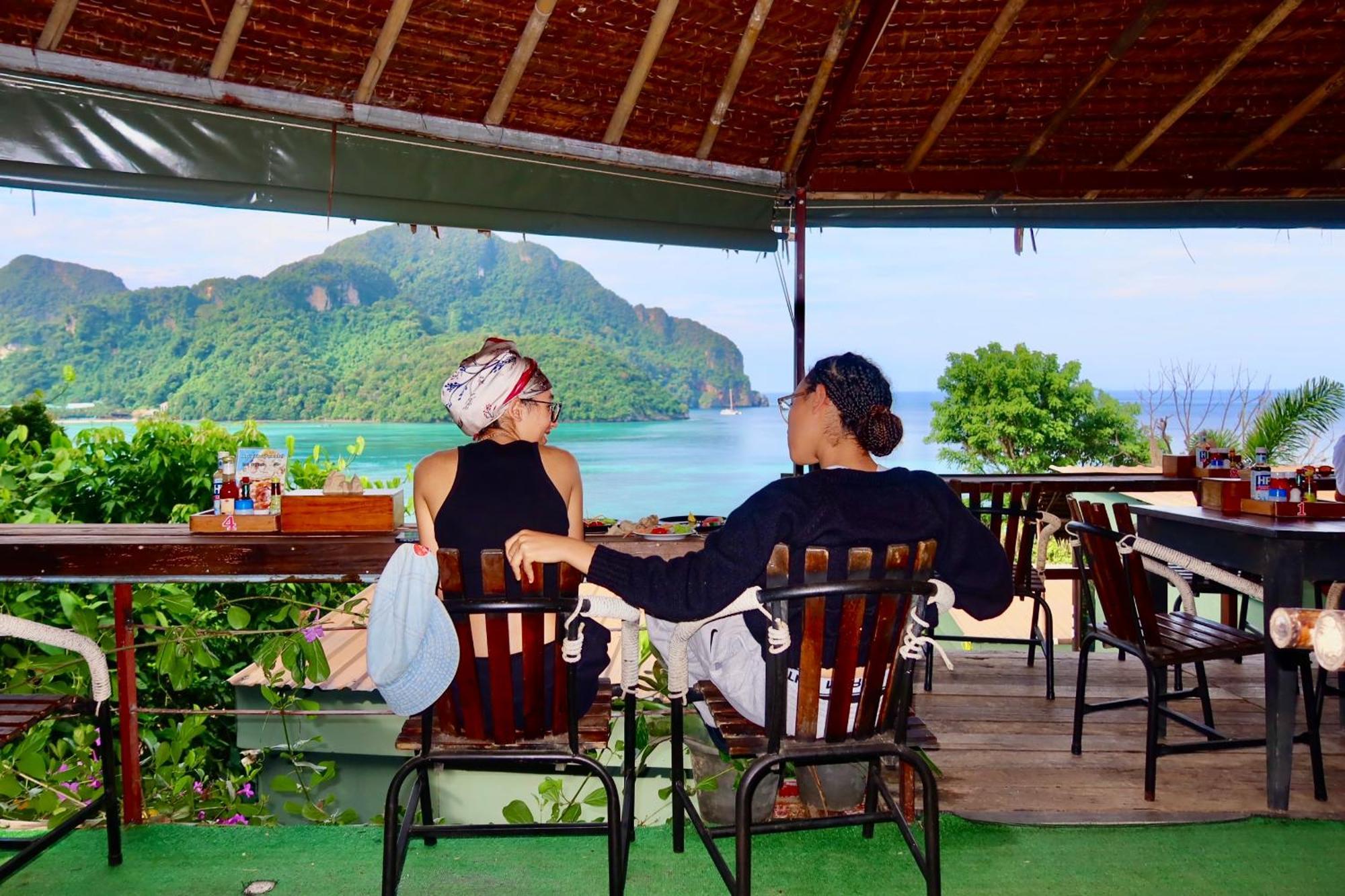 Phi Phi Sea Sky Resort Exterior photo